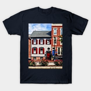 Harrisburg PA - Roses on State Street T-Shirt